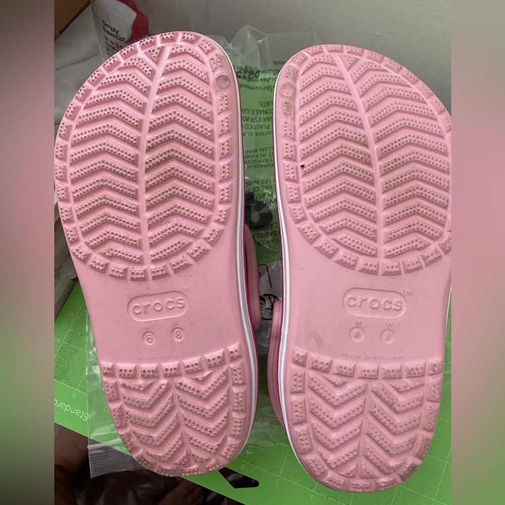 Crocs - Picture 3 of 3